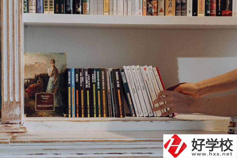 懷化萬昌中等專業(yè)學(xué)校有哪些專業(yè)？如何選擇？