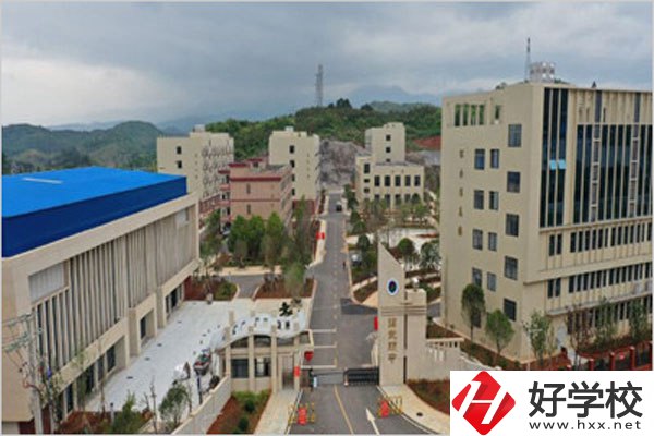 郴州臨武縣有什么職校？學(xué)費怎么收費？