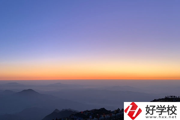 望城縣職業(yè)中專學(xué)校好不好？開設(shè)專業(yè)有哪些？