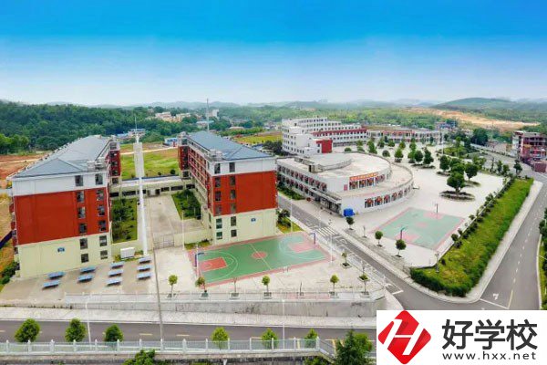 隆回縣有哪些職高學(xué)校？是公辦還是民辦？