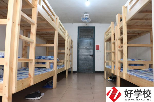 長沙航天學校環(huán)境如何？有哪些辦學優(yōu)勢？