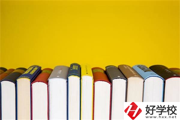 在湖南“晚熟”的孩子該何去何從？該怎么擇校？