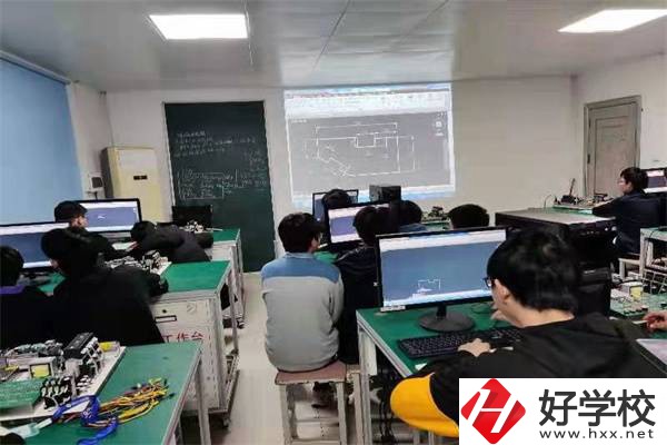 攸縣有幾所私立中職學(xué)校？私立學(xué)?？孔V嗎？