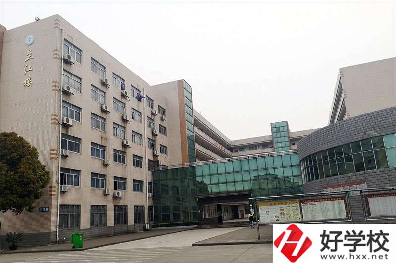 澧縣職業(yè)中專學(xué)校怎么樣？值得去讀嗎？
