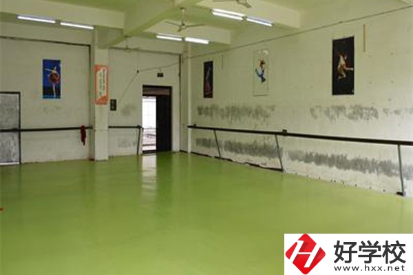 張家界旅游學(xué)校怎么樣？有哪些辦學(xué)優(yōu)勢(shì)？