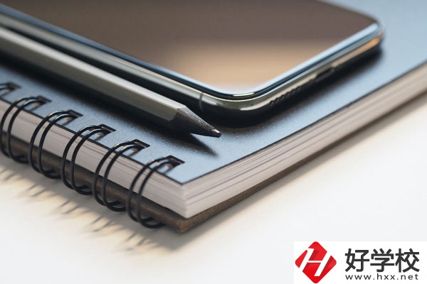桂陽縣職業(yè)技術(shù)教育學(xué)校環(huán)境怎么樣？宿舍好不好？