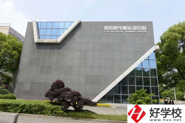 湘潭信息中等職校如何？學費情況怎么樣？