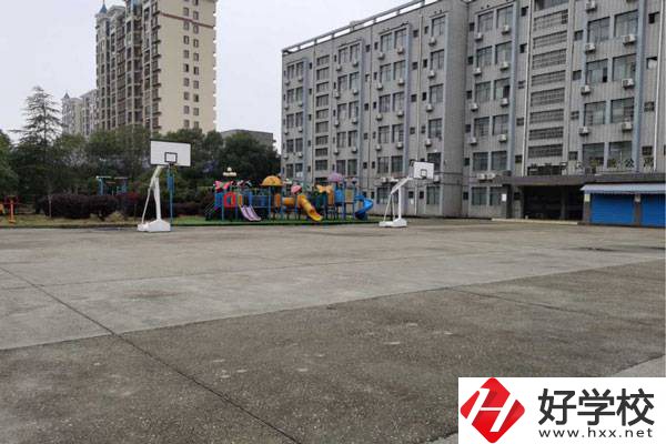 益陽電腦美術(shù)職業(yè)學(xué)校怎么樣？開設(shè)了哪些專業(yè)？