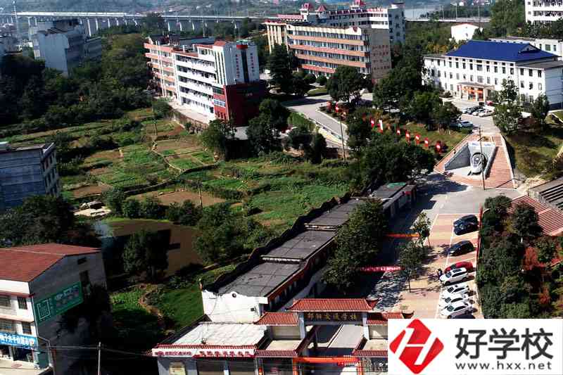 邵陽交通職業(yè)中專怎么樣？收費標準是什么？