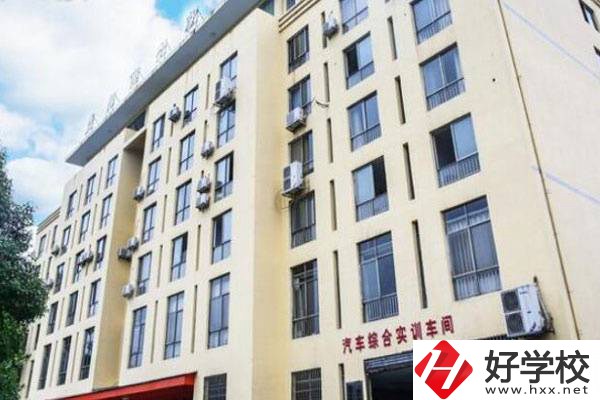 益陽(yáng)市第一職業(yè)中專學(xué)校是重點(diǎn)學(xué)校嗎？升學(xué)率高嗎？