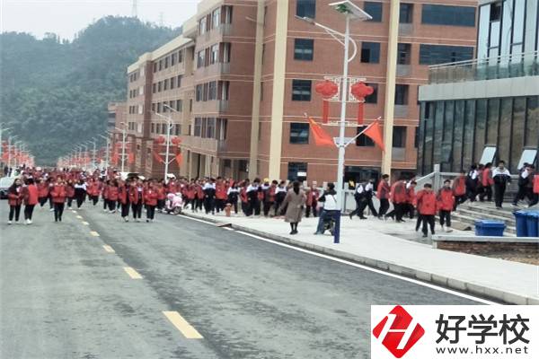 益陽有哪些公辦職高？學(xué)費多少？