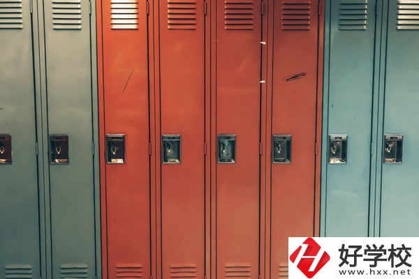 宜章湘粵中等職業(yè)技術學校辦學特色是什么？