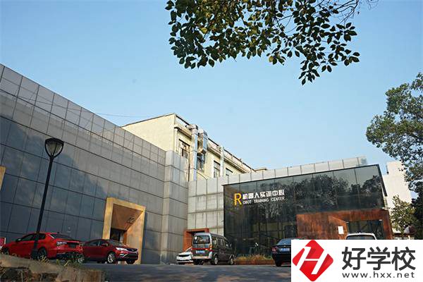 湘潭技師學院畢業(yè)是什么文憑？招不招收初中生？