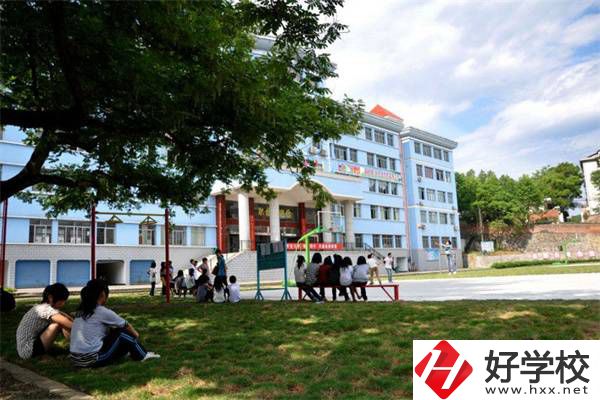 炎陵縣職業(yè)技術學校怎么樣？有哪些辦學特色？