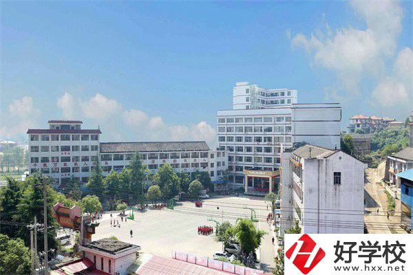 婁底民辦中職學(xué)校怎么樣？民辦中職值得就讀嗎？