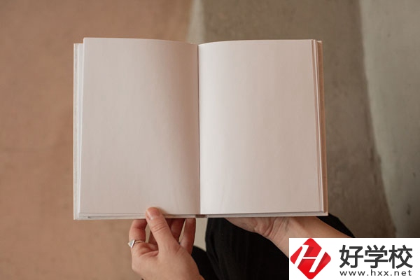 懷化啟航衛(wèi)生學(xué)校辦學(xué)地址在哪兒？