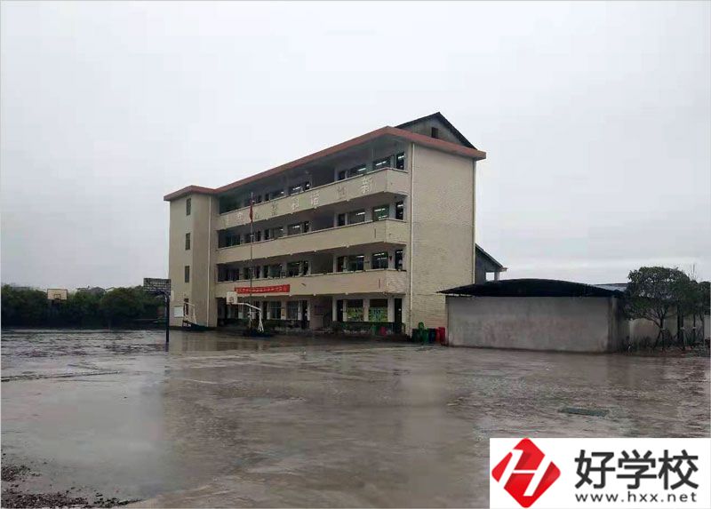 張家界僑輝技術(shù)學(xué)校教學(xué)模式怎么樣？入學(xué)須知有哪些？