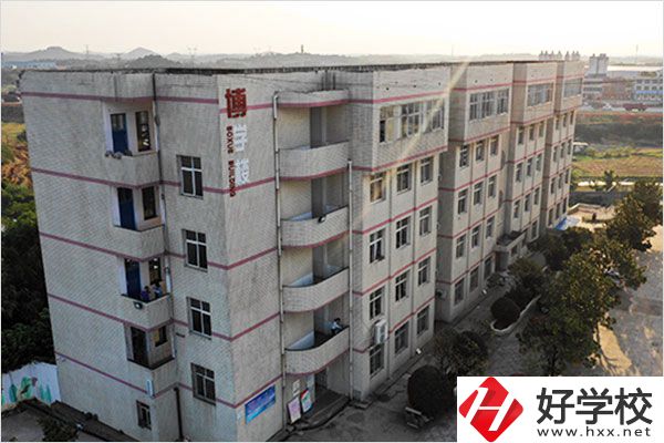 湘潭縣職業(yè)技術(shù)學(xué)校有什么特色專業(yè)？好就業(yè)嗎？