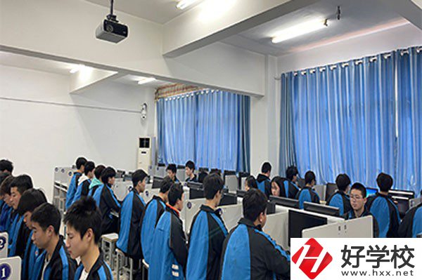 岳陽市網(wǎng)絡(luò)工程職業(yè)學(xué)校專業(yè)有哪些？辦學(xué)特色如何？