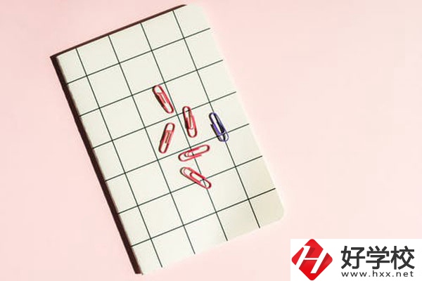 瀘溪縣第一職業(yè)中學(xué)怎么樣？是職高嗎？