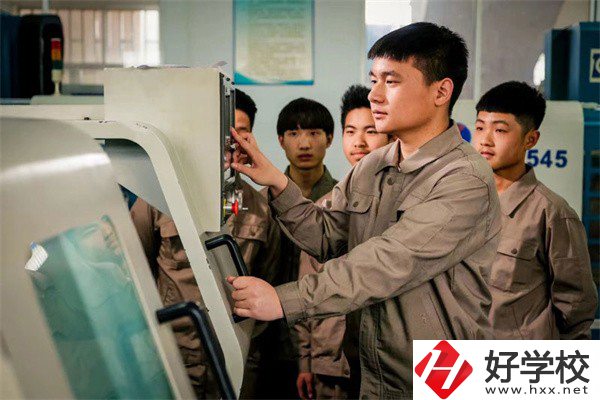 懷化重點(diǎn)職高有哪些？職高有什么優(yōu)點(diǎn)？