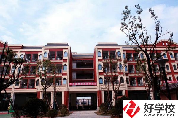 長(zhǎng)沙湘麓醫(yī)藥中等職業(yè)技術(shù)學(xué)校中藥專業(yè)怎么樣？