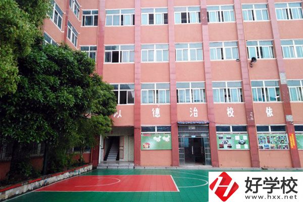 岳陽(yáng)市中山財(cái)經(jīng)職業(yè)學(xué)校好不好？值得報(bào)考嗎？