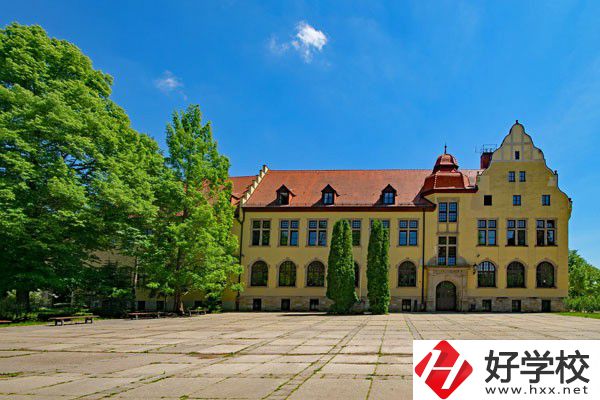 邵陽市女子職業(yè)學(xué)校怎么樣?