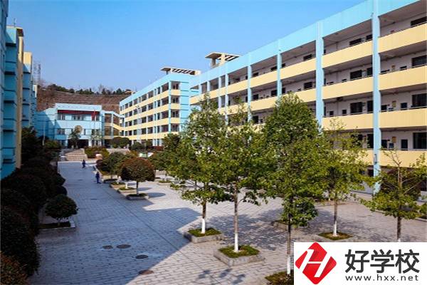 成績比較好在長沙推薦去哪些中職？學(xué)什么專業(yè)？