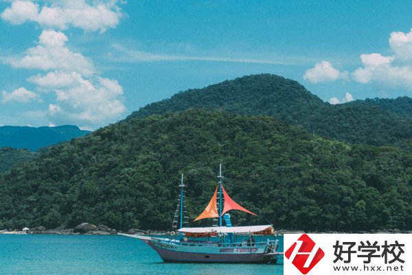 株洲南方航空高級技工學校怎么樣?有什么特色專業(yè)？