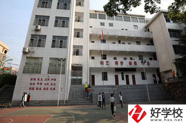 想在衡陽讀中專的藝術(shù)生，可以看看這兩所學(xué)校