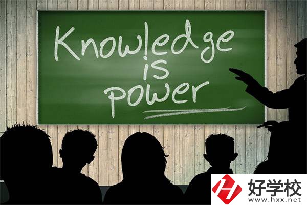 長沙中考200還有書讀嗎？成績差有繼續(xù)讀的必要嗎？