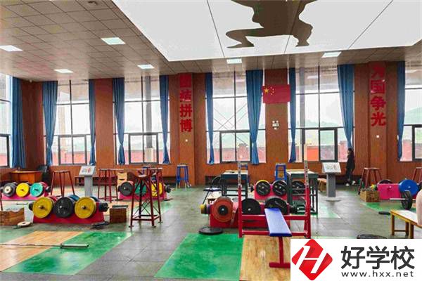 在邵陽想學(xué)體育可以去哪所職校？學(xué)體育好就業(yè)嗎？