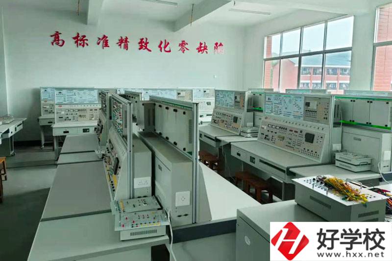 洪江市職業(yè)中專(zhuān)學(xué)校怎么樣？有哪些專(zhuān)業(yè)？