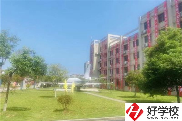 長沙經貿職業(yè)中專有哪些招生專業(yè)？有哪些辦學優(yōu)勢？