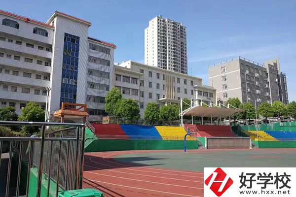 邵陽(yáng)市計(jì)算機(jī)普通中等專(zhuān)業(yè)學(xué)校是公辦嗎？辦學(xué)條件好嗎？