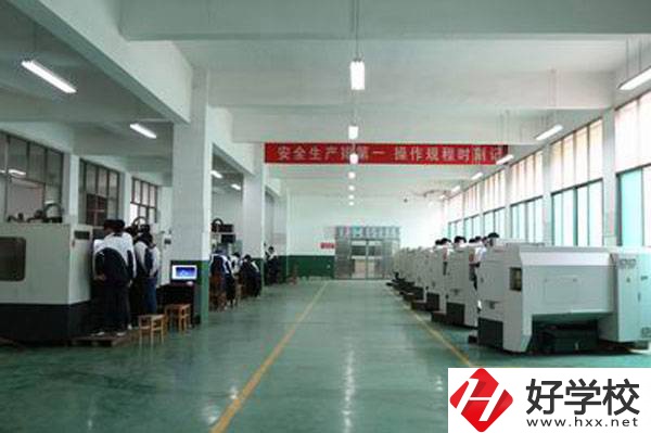 益陽有哪些公辦中專？辦學(xué)條件好不好？