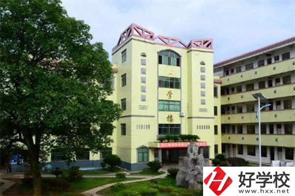 安仁職業(yè)中專怎么樣？有什么辦學特色？