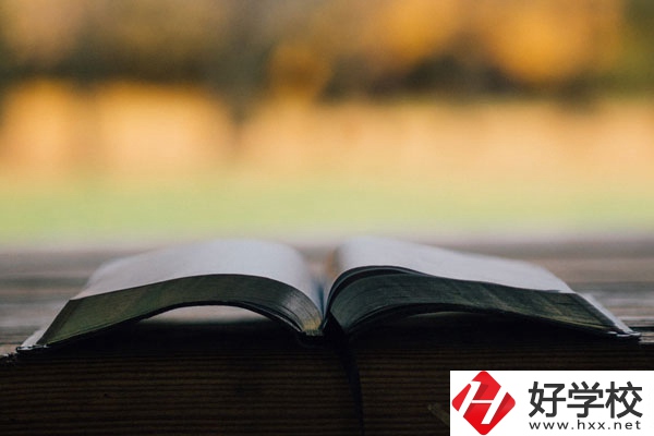 寧遠縣九峰職業(yè)中專學校好不好？宿舍怎么樣？