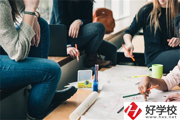 湖南職校讀3+2好還是五年一貫制好？