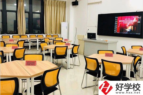 湘潭鋼鐵中職在哪里？辦學條件怎么樣？