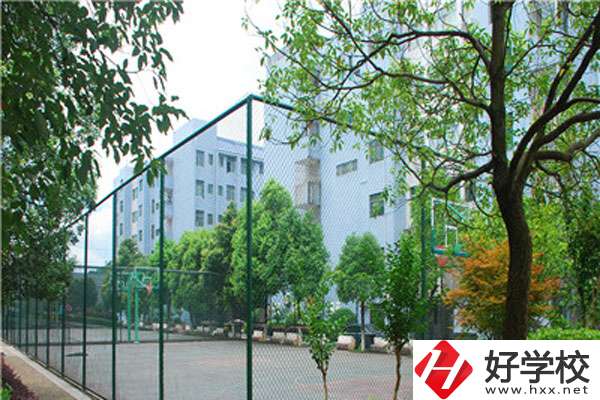 郴州市哪所職高好？哪個(gè)專業(yè)比較熱門？