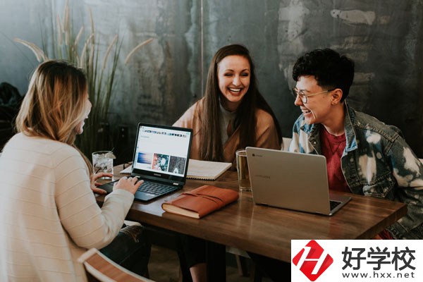 湖南省祁陽師范學(xué)校好不好？宿舍壞境怎么樣？