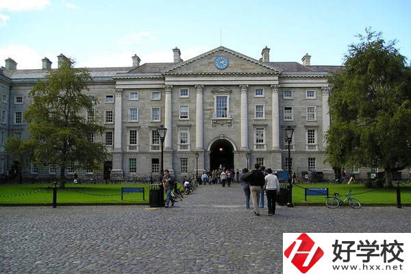 張家界有哪些職校開(kāi)設(shè)了旅游類專業(yè)?