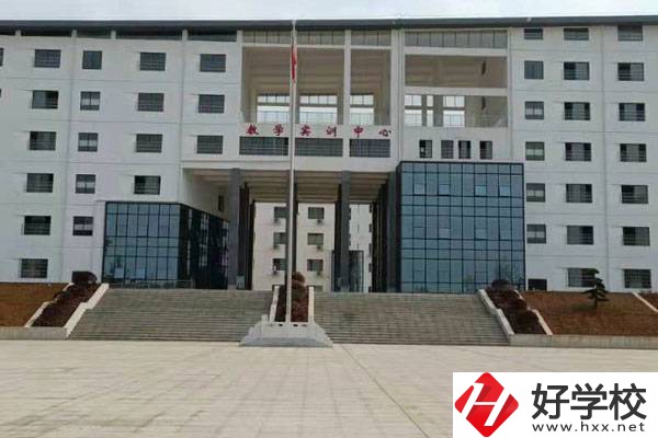 衡陽市第五技工學(xué)校有哪些辦學(xué)特色？