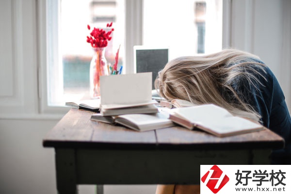 洪江市職業(yè)中專學(xué)校好不好？宿舍怎么樣？