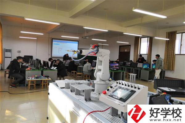 郴州初中生可以讀的大專有哪些？有哪些專業(yè)可以學(xué)？