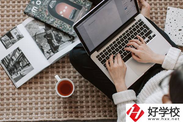 洪江市職業(yè)中專學校好不好？宿舍怎么樣？