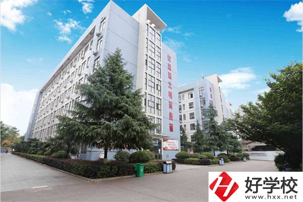 湘潭市工業(yè)貿易中等專業(yè)學校學生宿舍