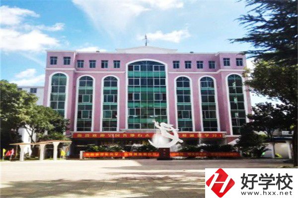 長沙民辦重點(diǎn)中專有哪些？收費(fèi)如何？